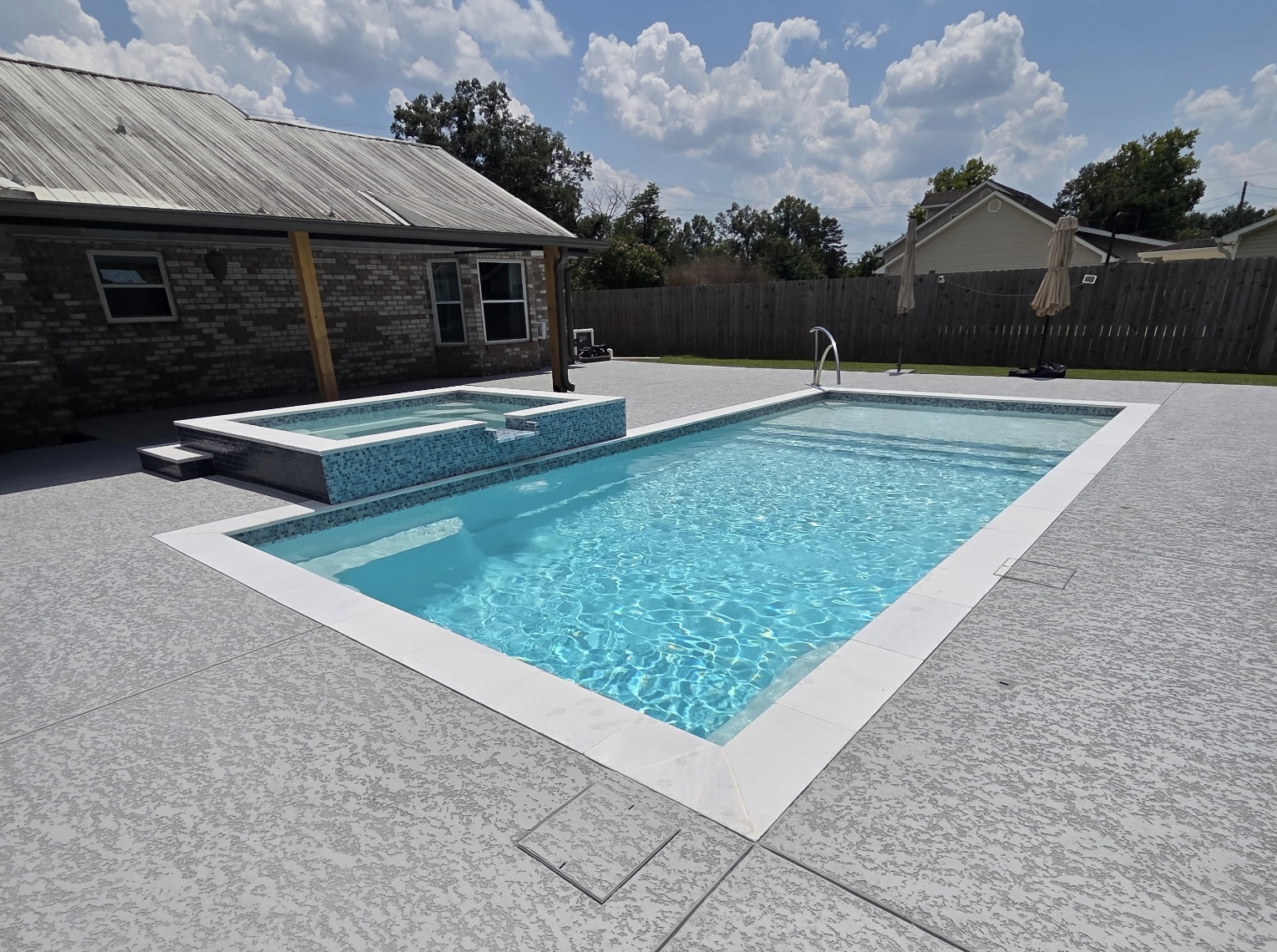 Corinthian fiberglass pool